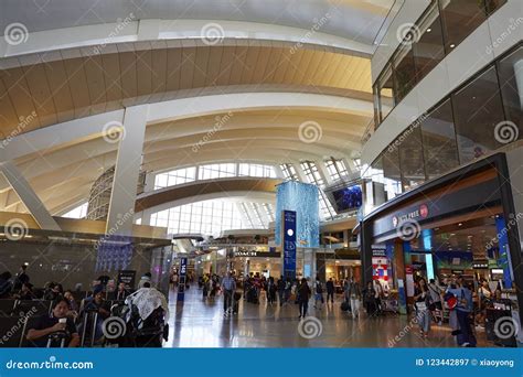 los angeles airport terminal stores.